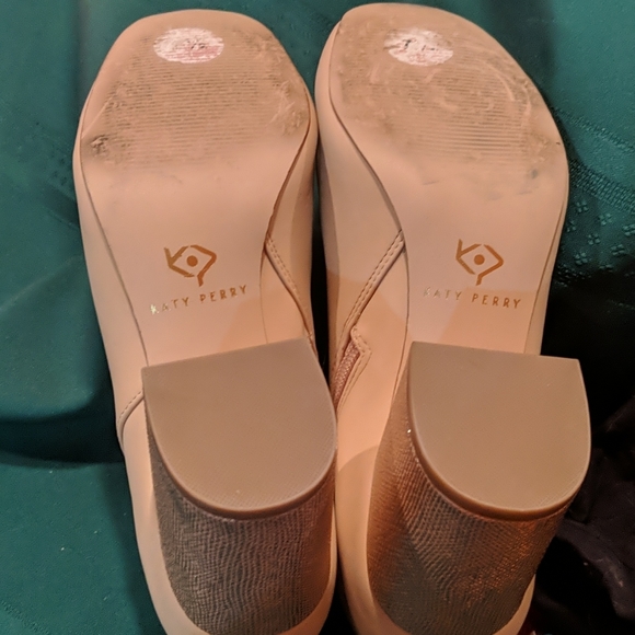 Katy Perry booties - Picture 6 of 8